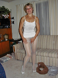 large pantyhose porn image 5